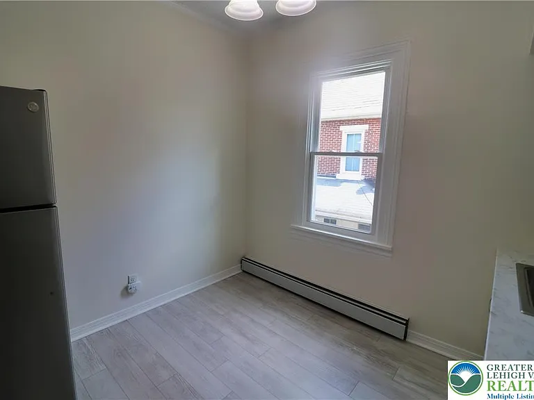 526 Prospect Ave — Photo 12
