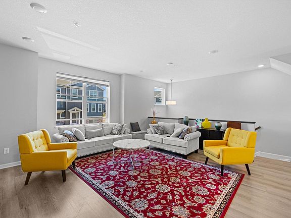 3rd image of 8632 Kenyon Ct NE #D