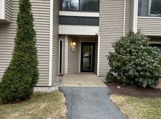 14 Thayer Pond Dr #10, Oxford, MA 01540