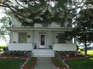 101 N Skole Gate, Lee, IL 60530