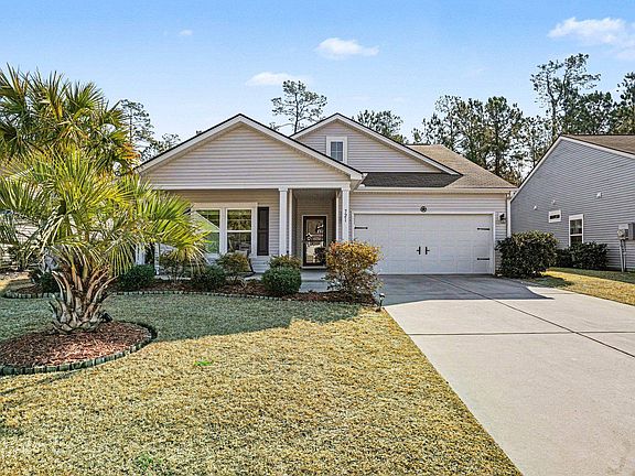 2nd image of 721 Devon Estate Ave.