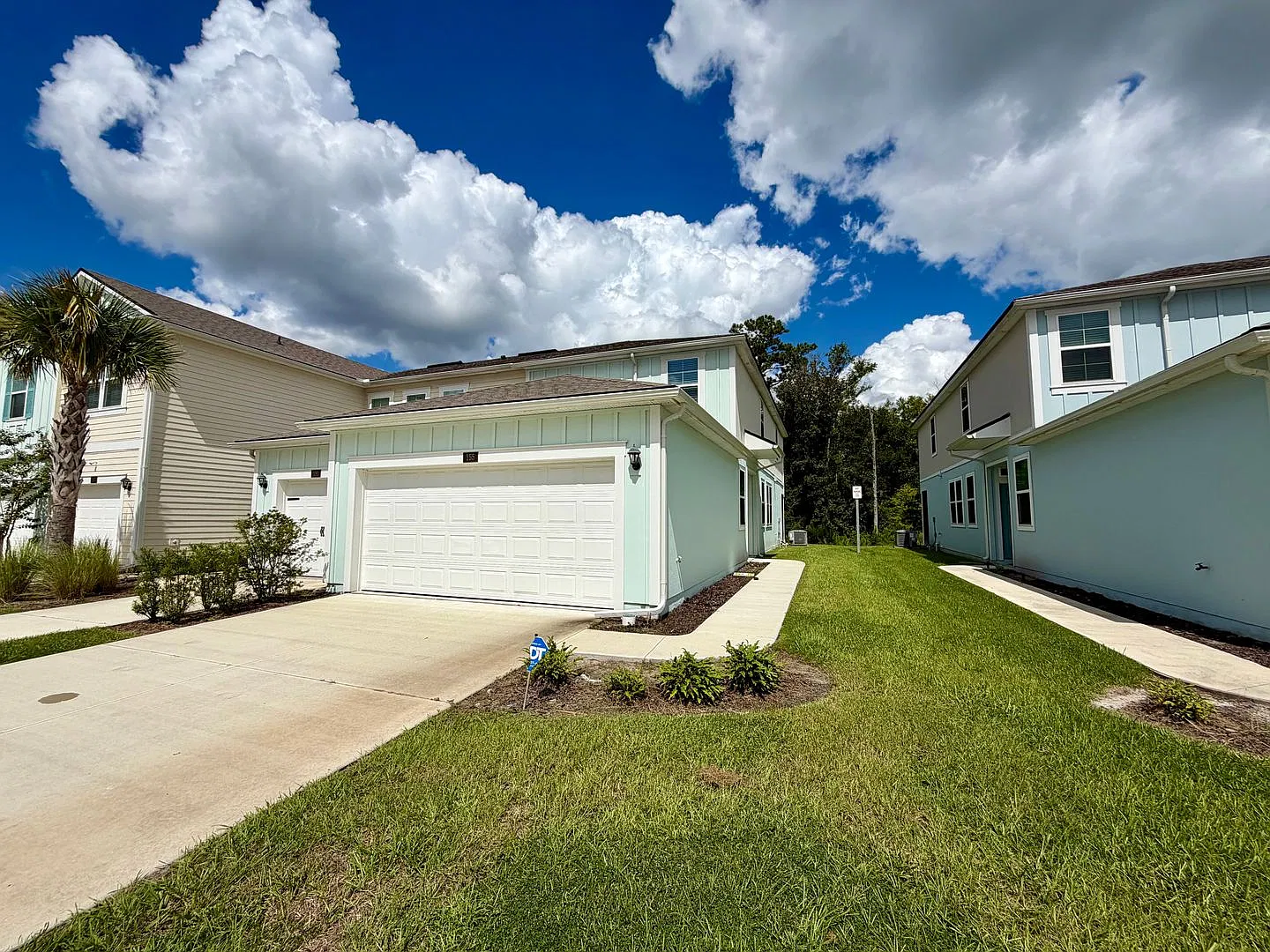 Two Car Garage Townhome- St. Johns County — Photo 2