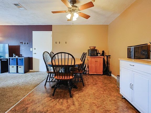 3rd image of 30 Thayer Pond Dr #5