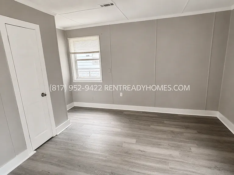 1381 Creel Ct — Photo 5