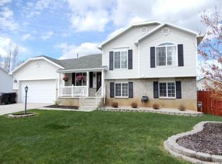 2030 Dahl Ln, Syracuse, UT 84075
