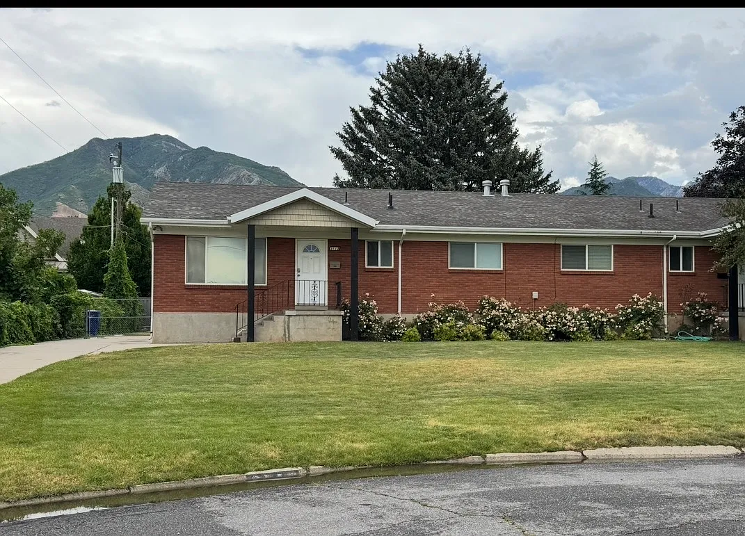4 bed, 2100 sqft, $2,600 — Photo 2