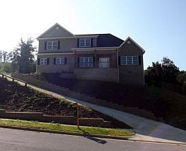 2nd image of 3 Edwards Ct
