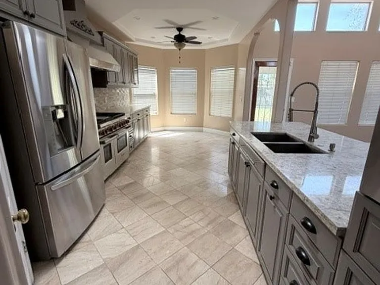 5009 Glacier Canyon Ct — Photo 5