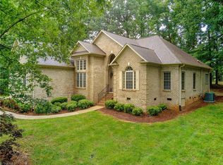 596 Carson Ridge Dr, Oak Ridge, NC 27310