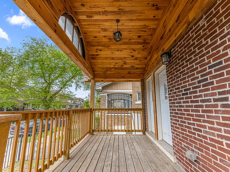 8804 Mason Pl — Photo 5