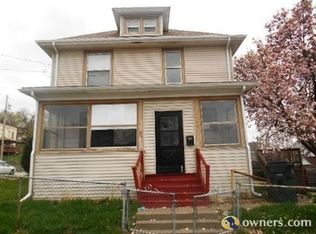 719 Tremont Ave, Davenport, IA 52803