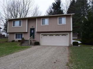 70 Ross Ave, Doylestown, OH 44230
