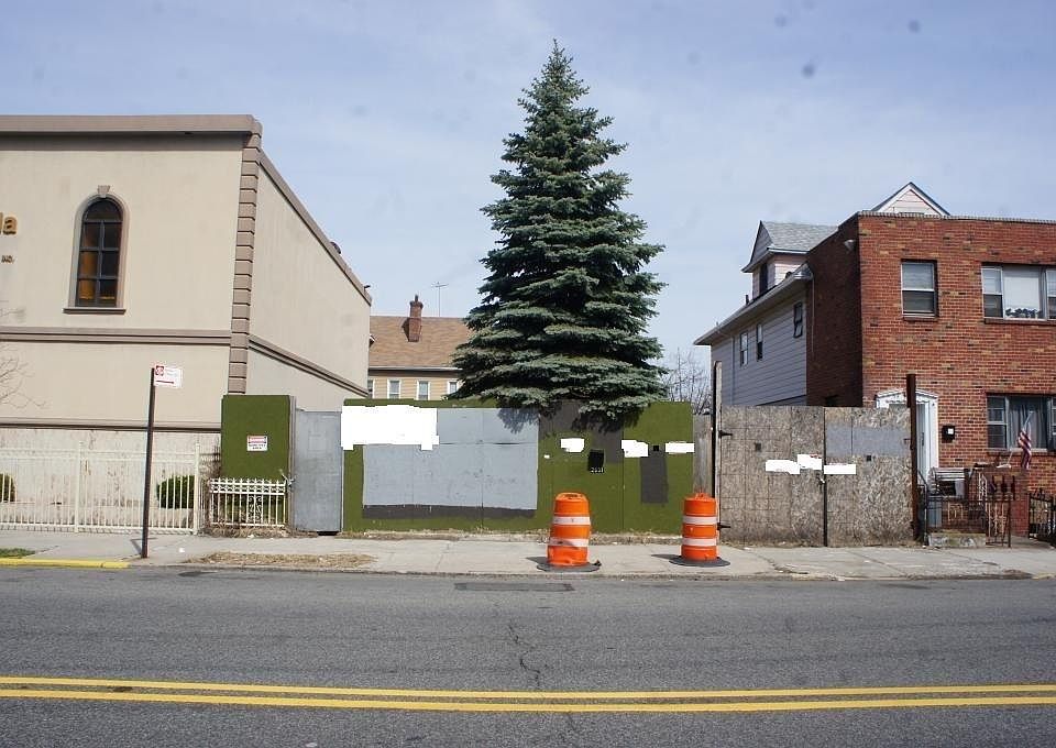 1st image of 2631 Harway Ave