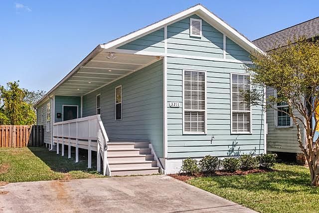 1st image of 3211 Dryades St