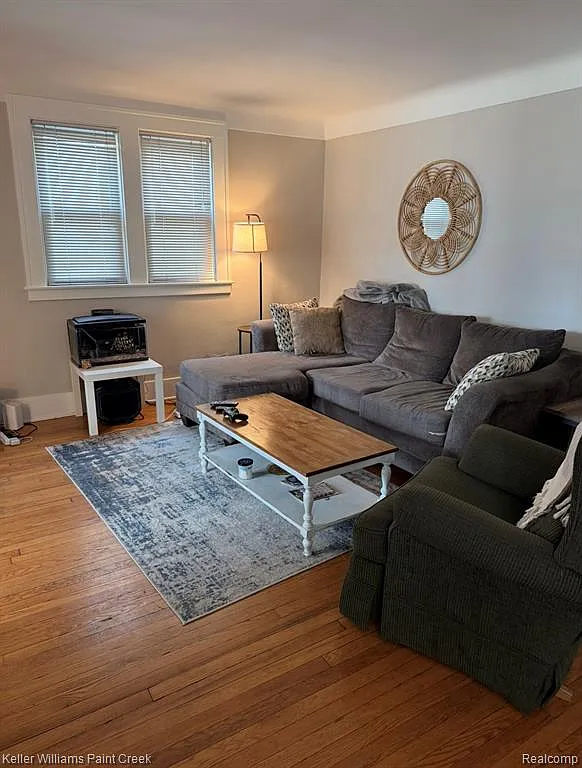 2 bed, 2.0 bath, 1551 sqft, $2,900 — Photo 3
