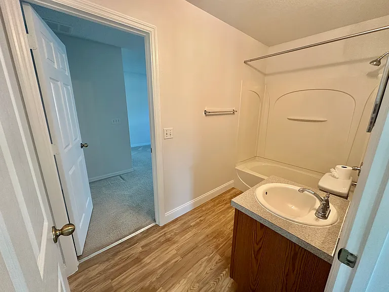 107 Keystone Crest Ct — Photo 29