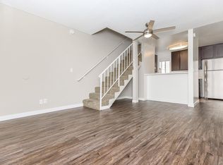 Lake Balboa Townhomes, Van Nuys, CA 91406