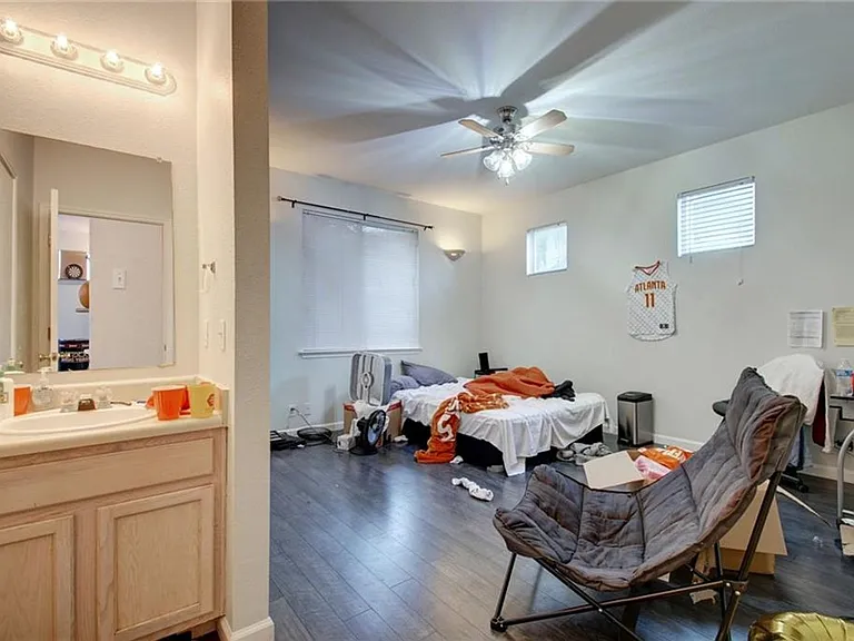 509 Elmwood Pl #B — Photo 9
