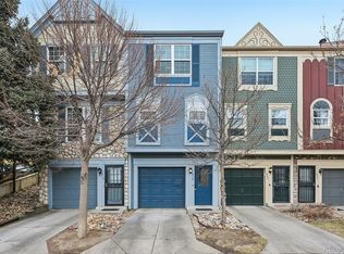 912 S Paris Ct, Aurora, CO 80012