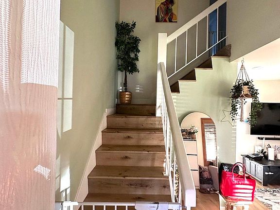 2nd image of 5035 Ducos Pl