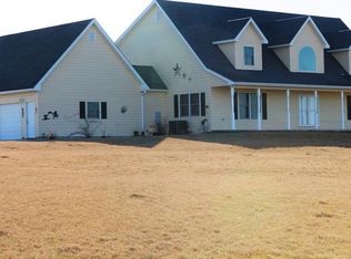 24908 490th St, Chariton, IA 50049