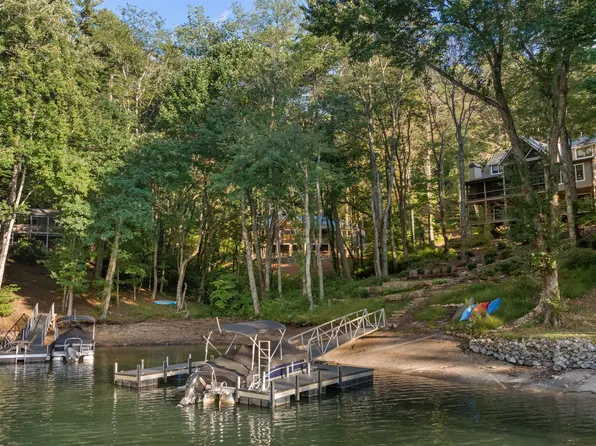 935 Glenshore Drive, Cullowhee, NC 28723