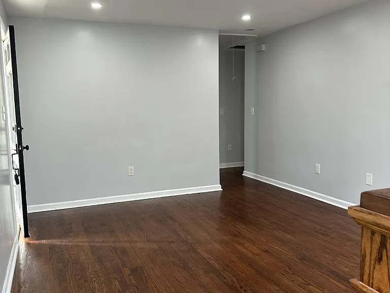 242 Grove St — Photo 6