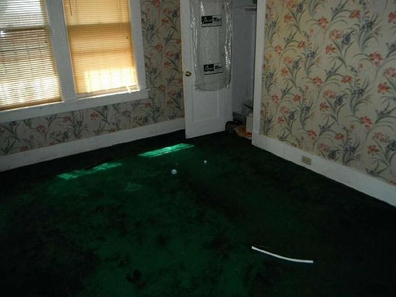 5th image of 1593 Shadowlawn Blvd