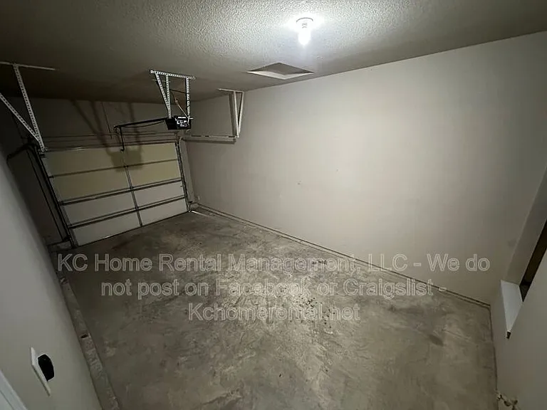 10540 Kane Dr — Photo 26