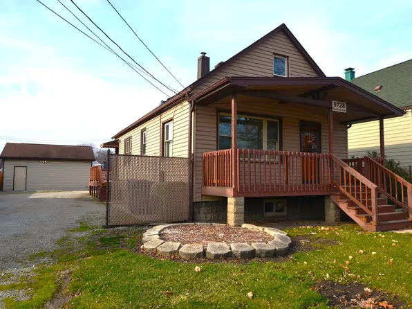 9728 S Kedzie Ave, Evergreen Park, IL 60805