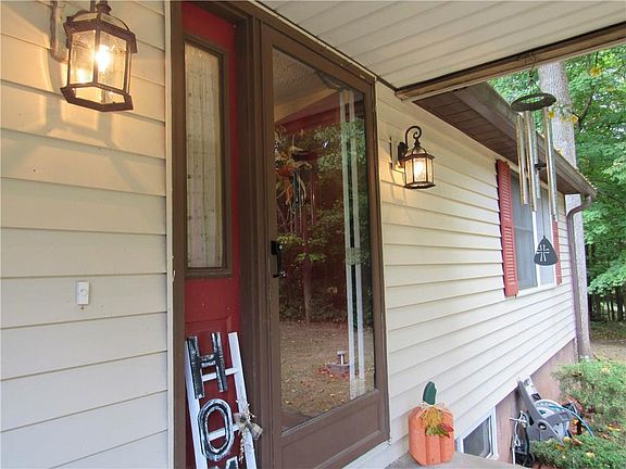 3rd image of 2742 W Westchester Dr