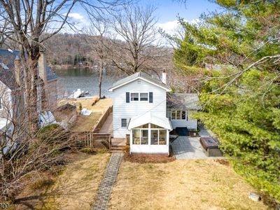 31 Silver Springs Dr, Landing, NJ, 07850