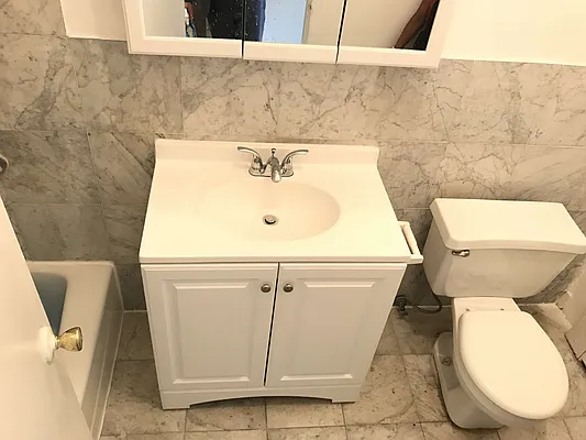 Rented by Rapid Realty Sunset Park Inc | media 22