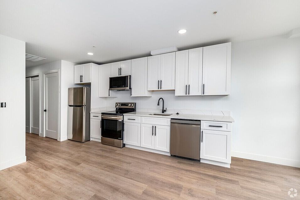 Unit 309, Unit 213, Unit 312, Unit 203, Unit 403, Unit 307