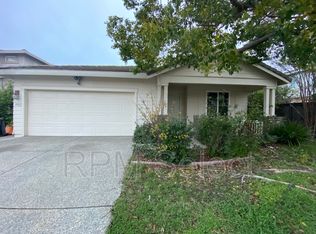 8412 Cantwell Dr, Elk Grove, CA 95624