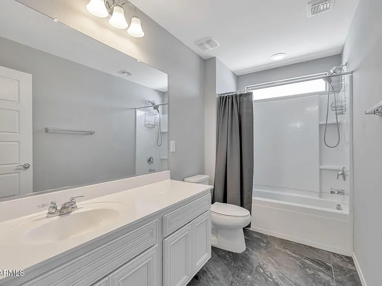 5819 N 88th Ln — Photo 21