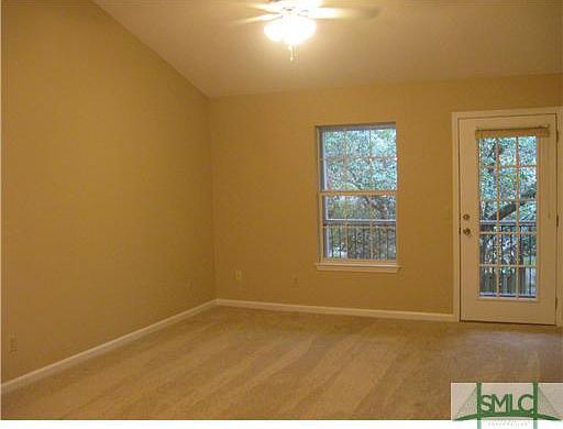 3rd image of 211 Edgewater Road