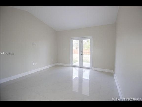 4th image of 15649 NW 38th Ct
