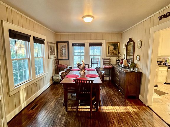 3rd image of 213 May St