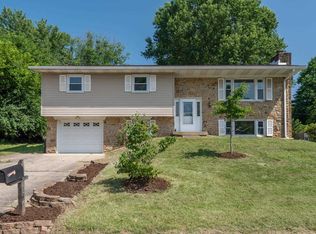 4415 E Cambridge Ct, Bloomington, IN 47408