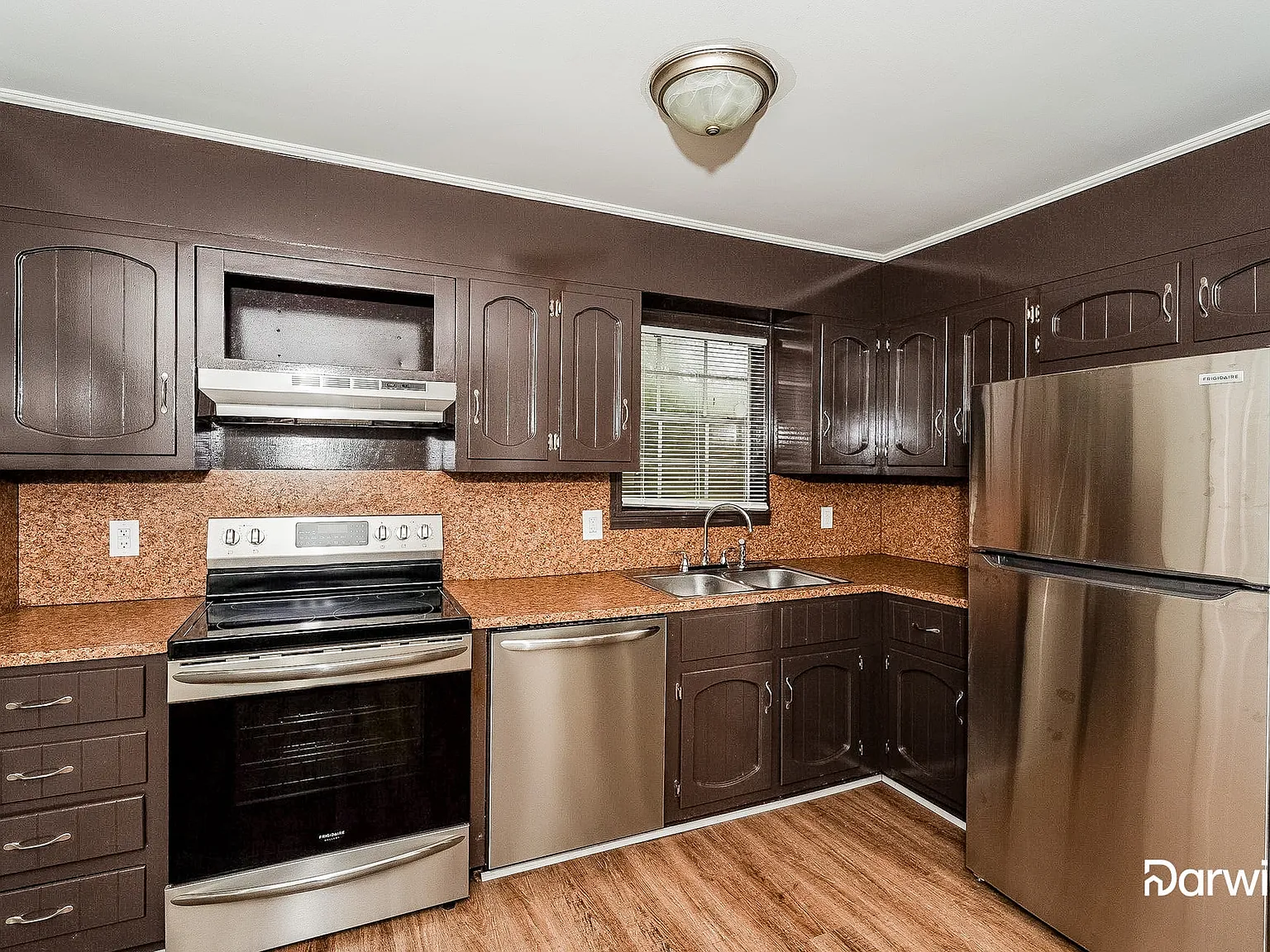 3 bed, 2.0 bath, 1114 sqft, $1,475 — Photo 2