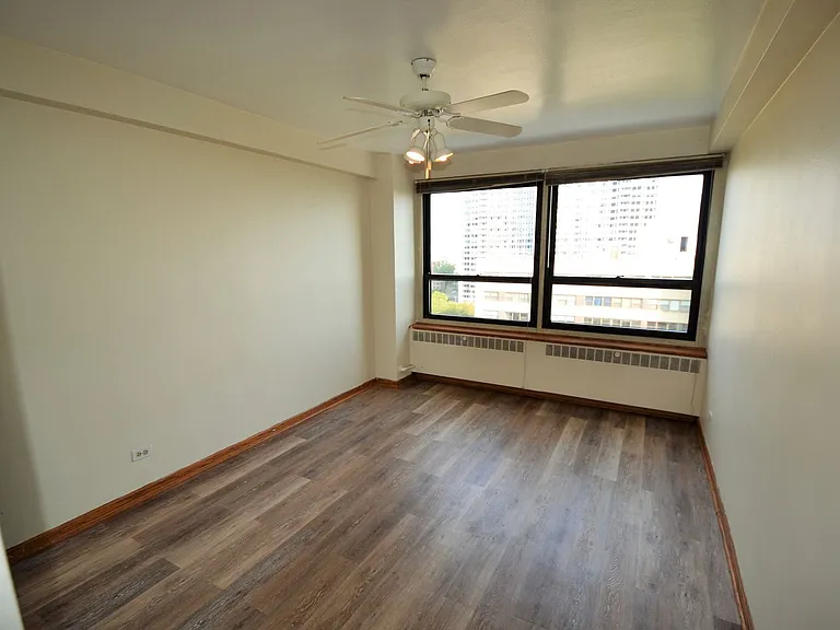 4180 Marine Terrace Apartments — Photo 103