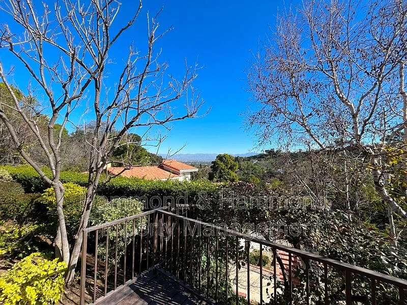 2 bed, 2.0 bath, 1783 sqft, $6,195 — Photo 2