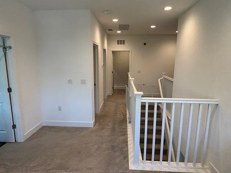 154 E Ramsey Dr — Photo 20