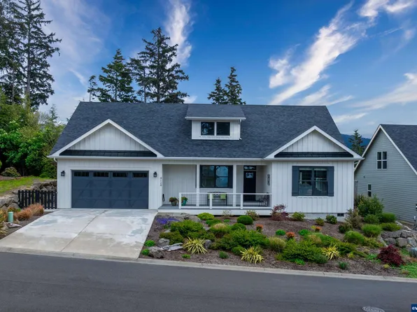 4124 SE Lee Ave, Lincoln City, OR 97367
