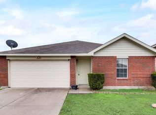 12200 Shine Ave, Rhome, TX 76078