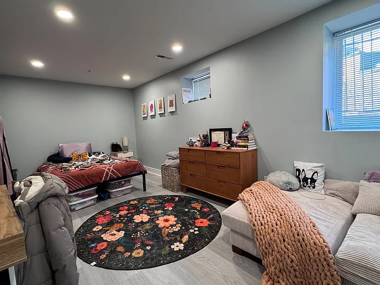 7 University Rd #A — Photo 3