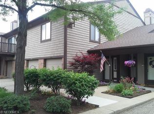 4545 Saint James Cir NW, Canton, OH