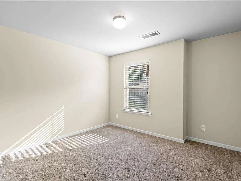 113 Oakview Psge #1 — Photo 11