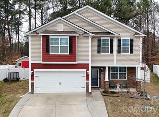 7422 Larwill Ln, Charlotte, NC